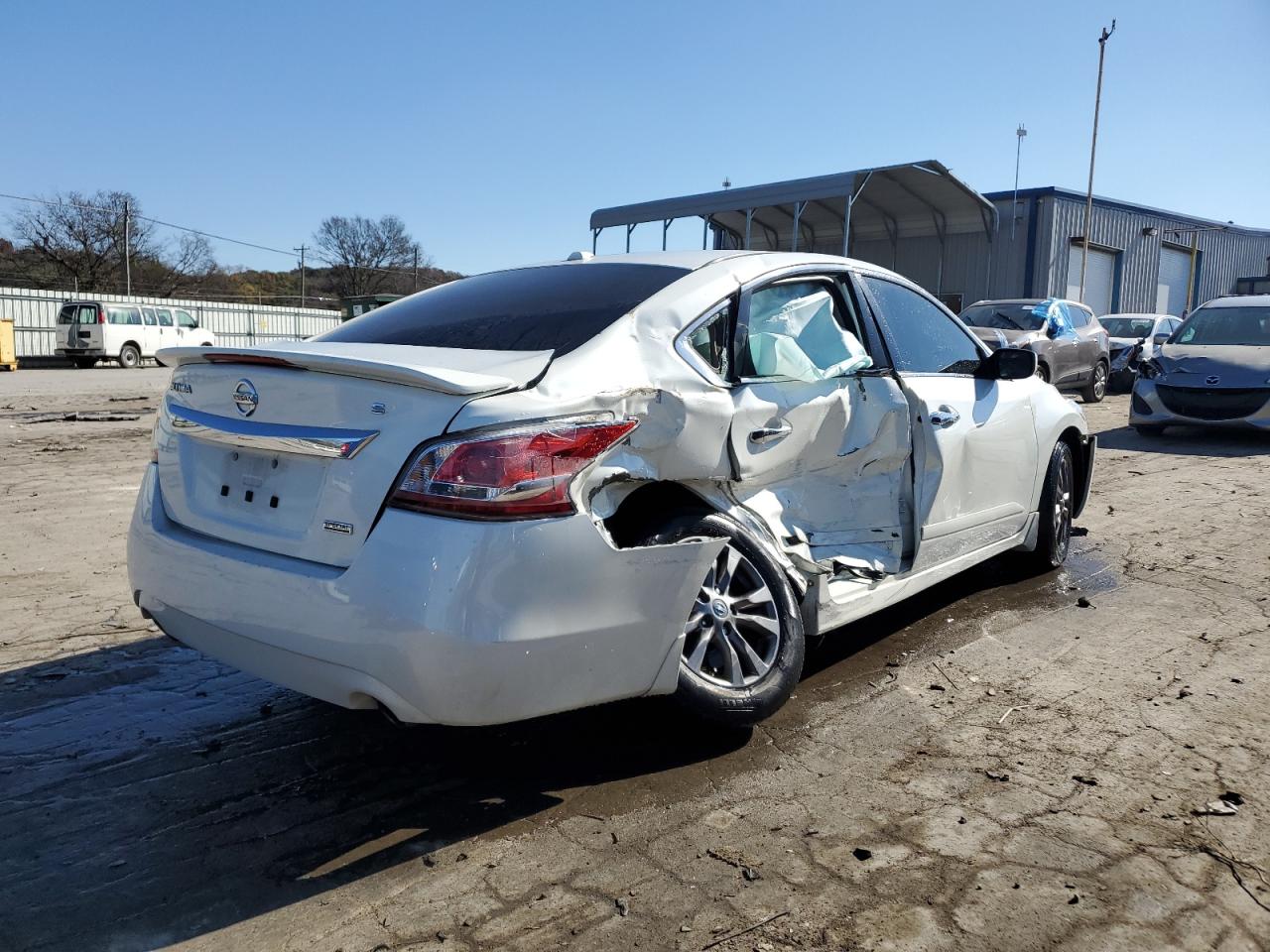 1N4AL3APXFN923161 2015 Nissan Altima 2.5 1N4AL3APXFN923161 2015 Nissan Altima 2.5