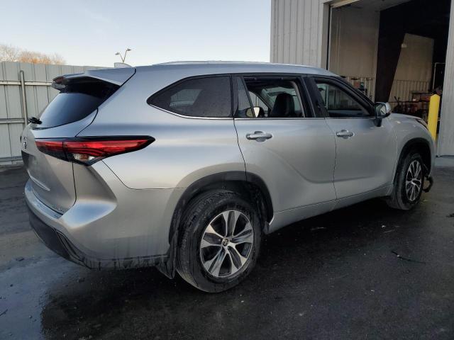  TOYOTA HIGHLANDER 2021 Сріблястий