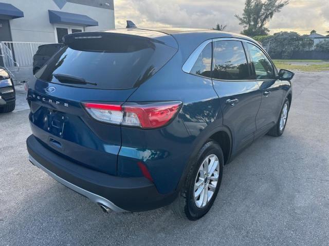 1FMCU0G69LUA24561 Ford ESCAPE SE