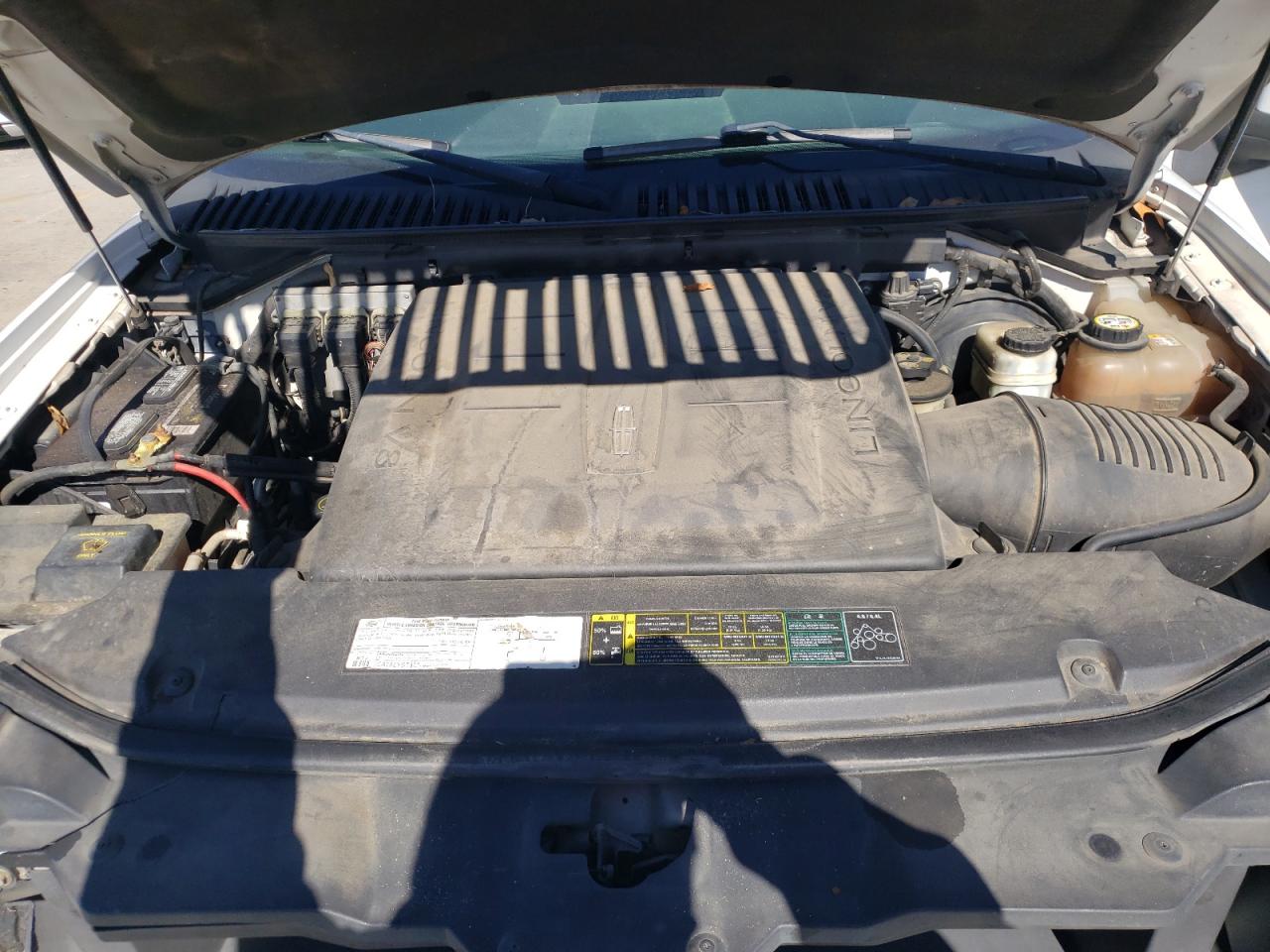 5LMFU28545LJ07724 2005 Lincoln Navigator