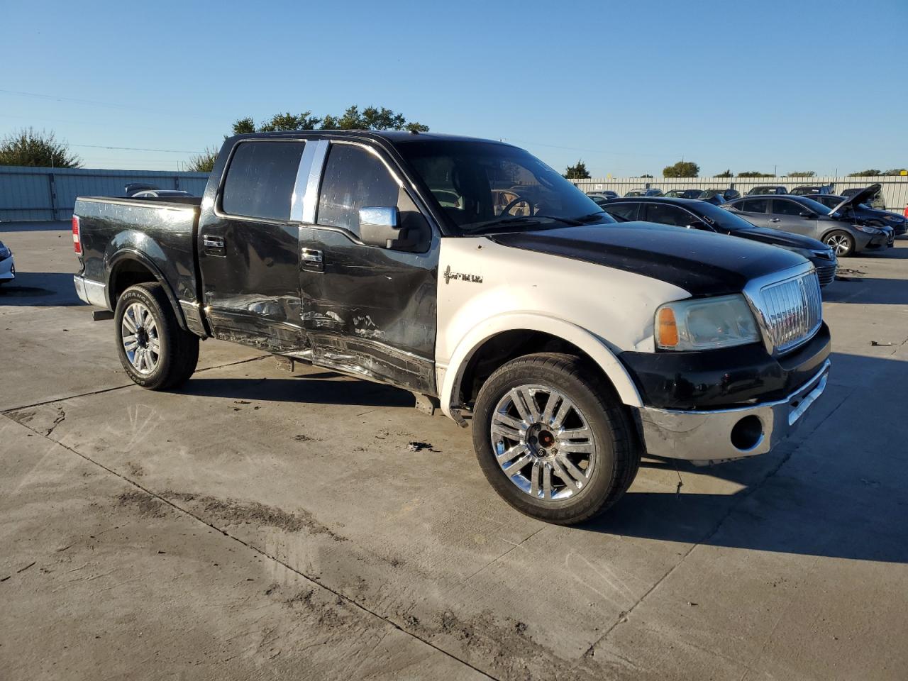 5LTPW18598FJ06567 2008 Lincoln Mark Lt