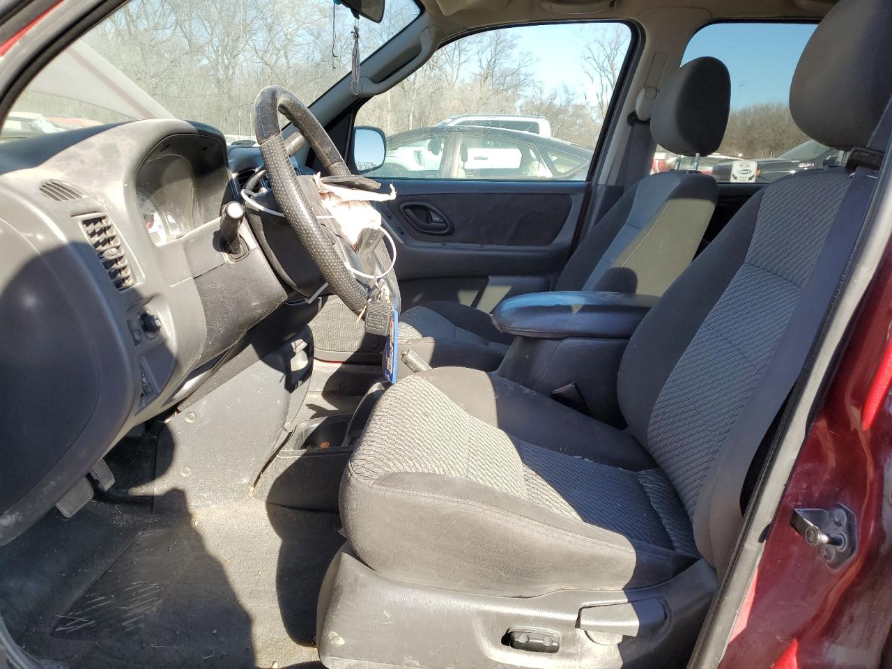 1FMYU93183KD38718 2003 Ford Escape Xlt