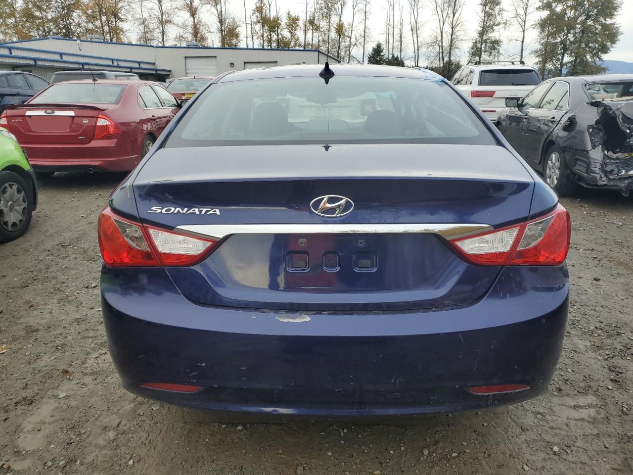 5NPEB4AC1DH740956 2013 Hyundai Sonata Gls