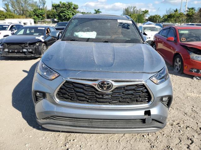 VIN 5TDFZRBH1MS124112 2021 Toyota Highlander, Platinum no.5