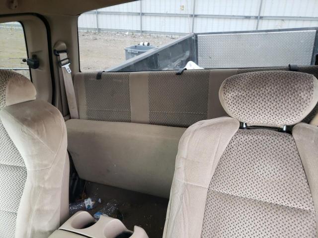 2002 Ford F150 VIN: 2FTRX18L82CA70252 Lot: 42464054