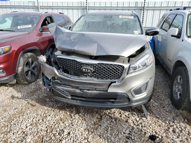 5XYPG4A38GG004585 KIA SORENTO LX