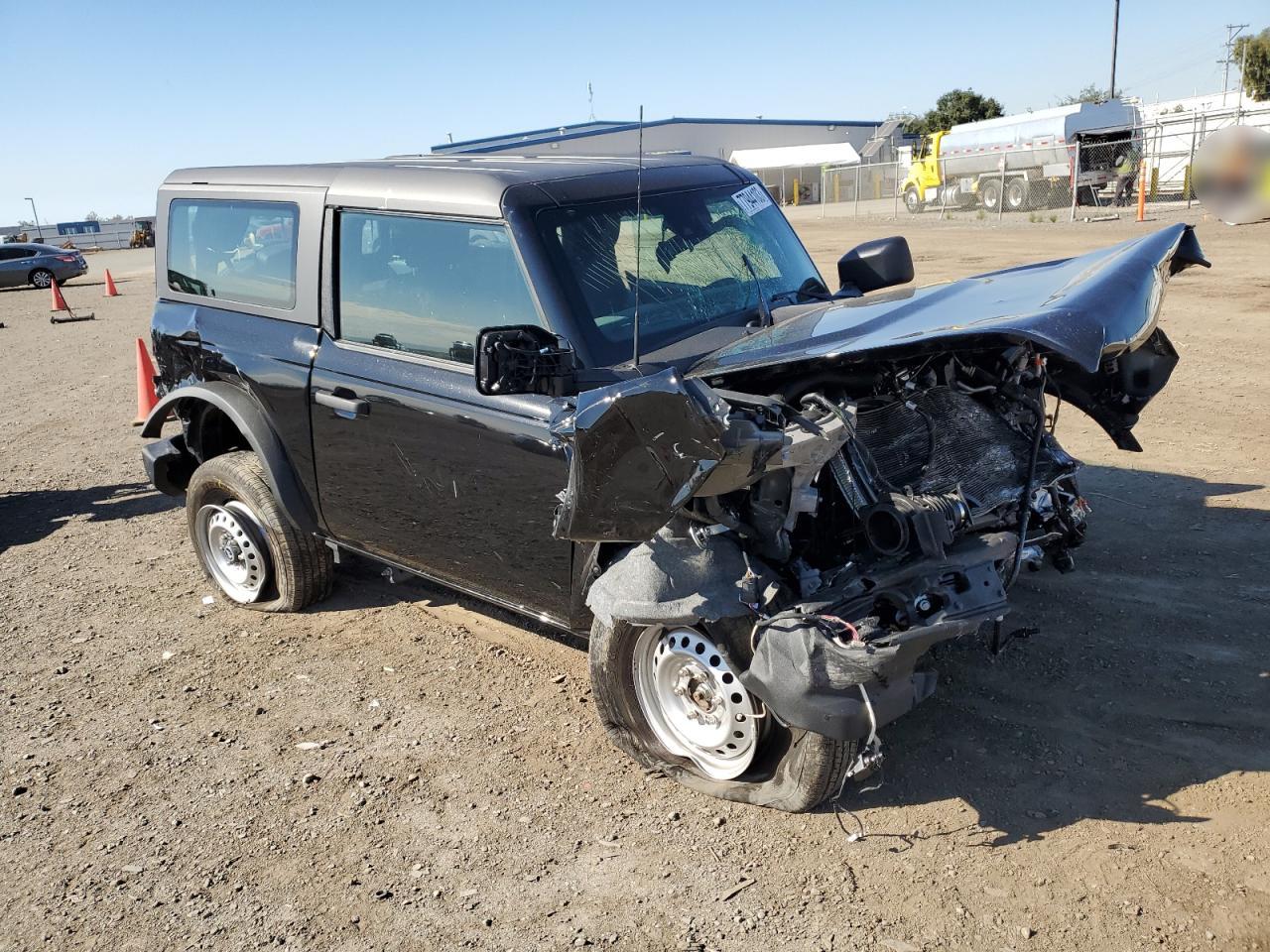 Lot #3304544444 2023 FORD BRONCO BAS