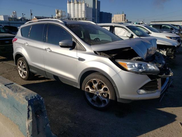 1FMCU9JX1GUB32376 | 2016 Ford escape titanium