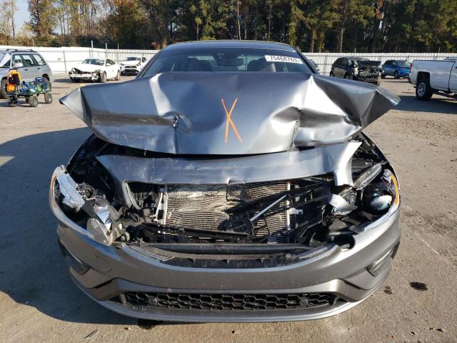 2016 VOLVO S60 R DESI YV126MFP9G2396411
