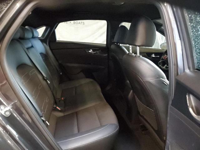 3KPF34AD5ME416908 KIA Forte Gt Line