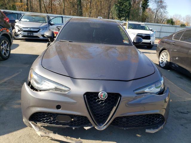  ALFA ROMEO GIULIA 2017 Вугільний