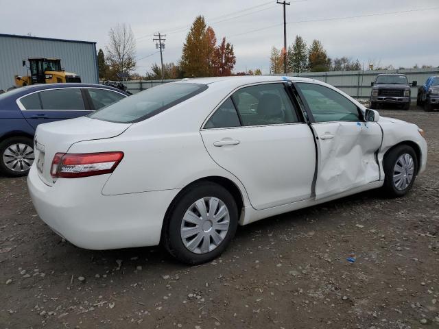 Image 3 of 2010 Toyota Camry salvage vehicle - Lot #75740973 at Copart