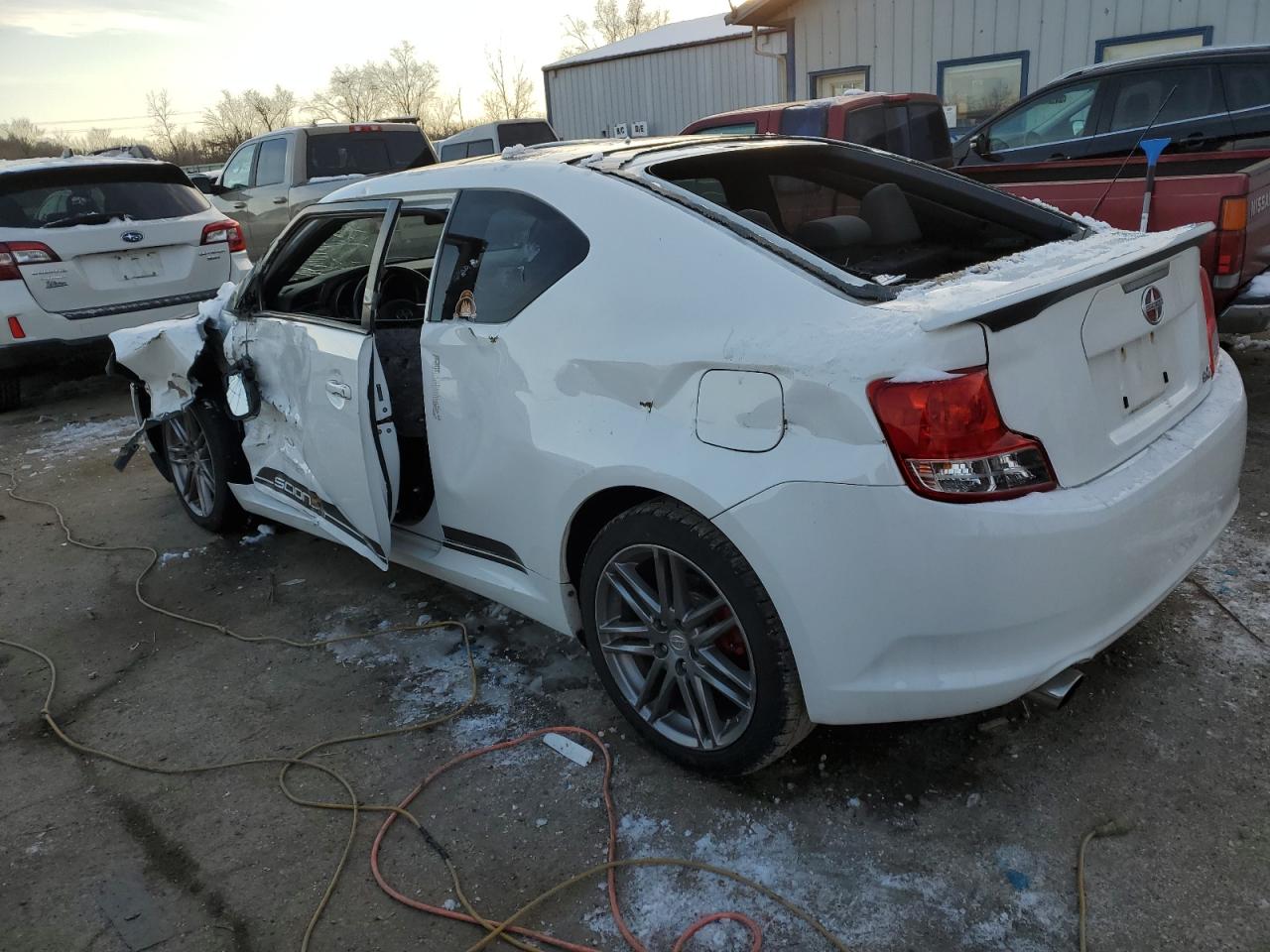 2013 Toyota Scion Tc vin: JTKJF5C72D3063834