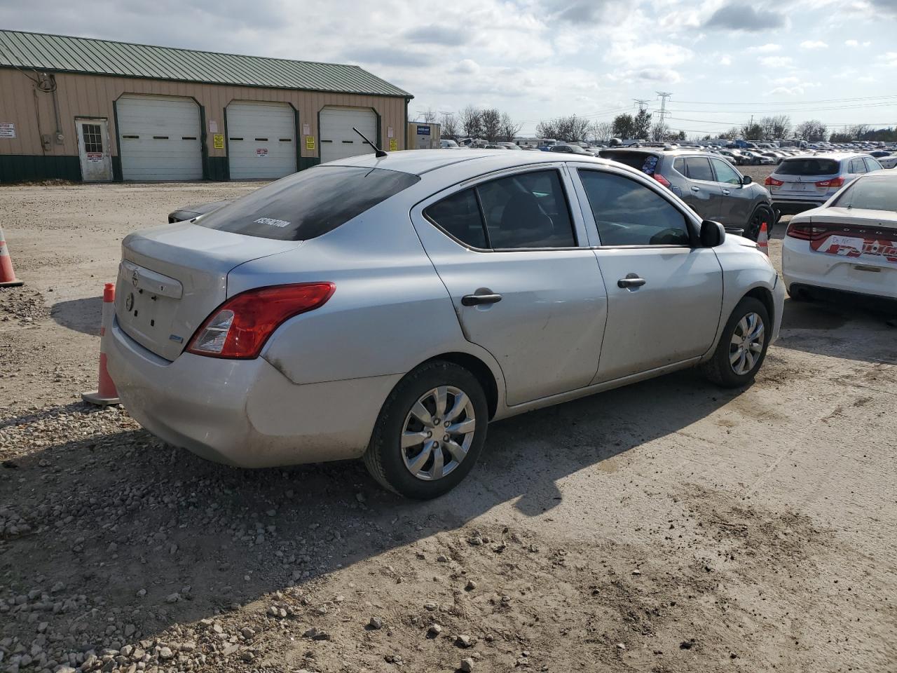 3N1CN7AP0EL863414 2014 Nissan Versa S