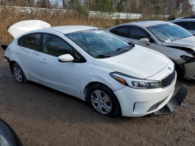 3KPFK4A7XHE155973 2017 Kia Forte Lx