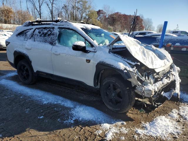 4S4BTGUD8N3128882 Subaru Outback Wilderness