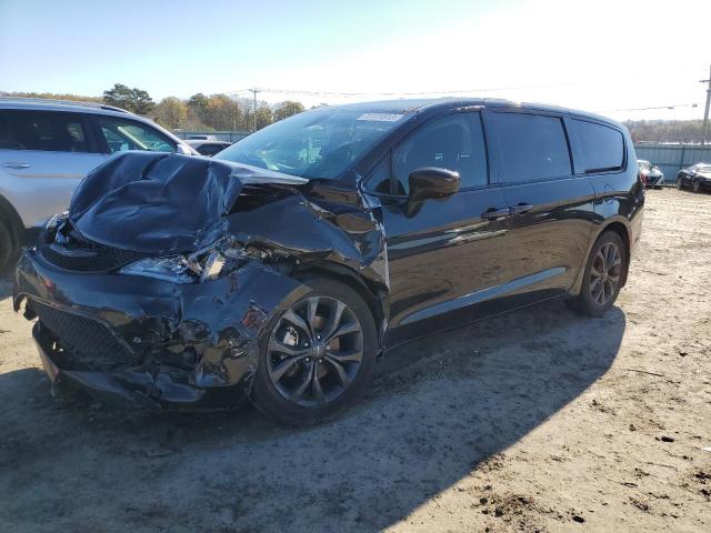 Lot #2452780545 2018 CHRYSLER PACIFICA T salvage car