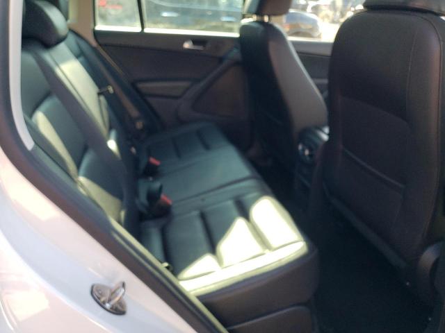 2017 VOLKSWAGEN TIGUAN WOL - WVGSV7AX6HK027181