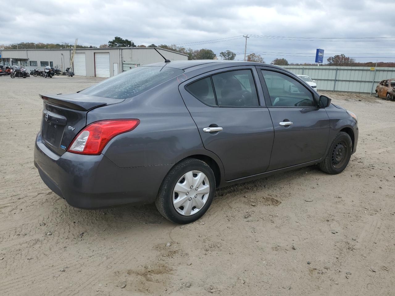 3N1CN7AP4FL858668 2015 Nissan Versa S