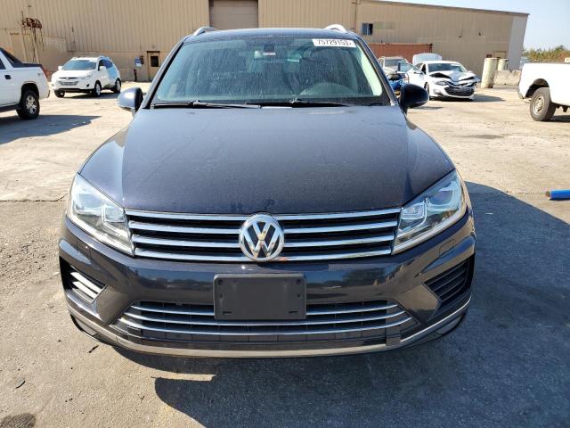 2016 Volkswagen Touareg Sport VIN: WVGEF9BP7GD000465 Lot: 75729153