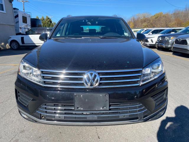 2017 Volkswagen Touareg Wolfsburg VIN: WVGRF7BP0HD002646 Lot: 76502793