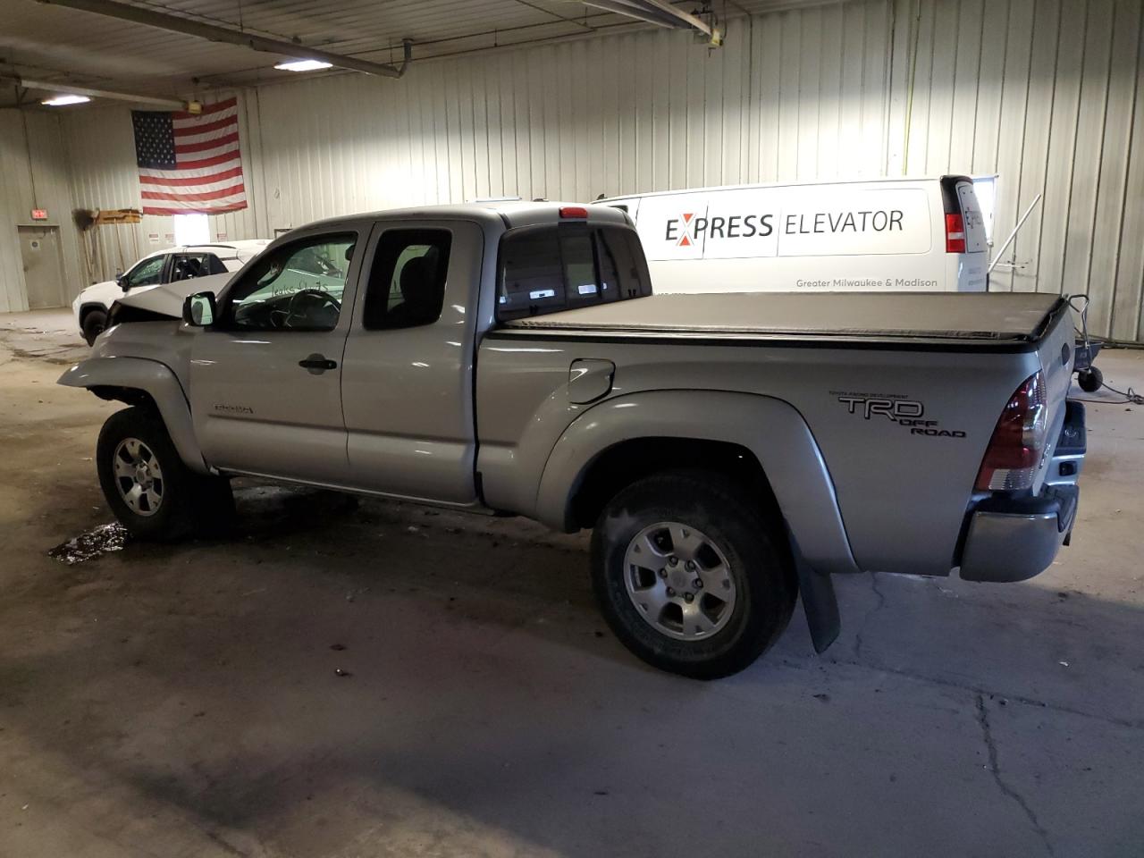Lot #2201195505 2010 TOYOTA TACOMA PRE