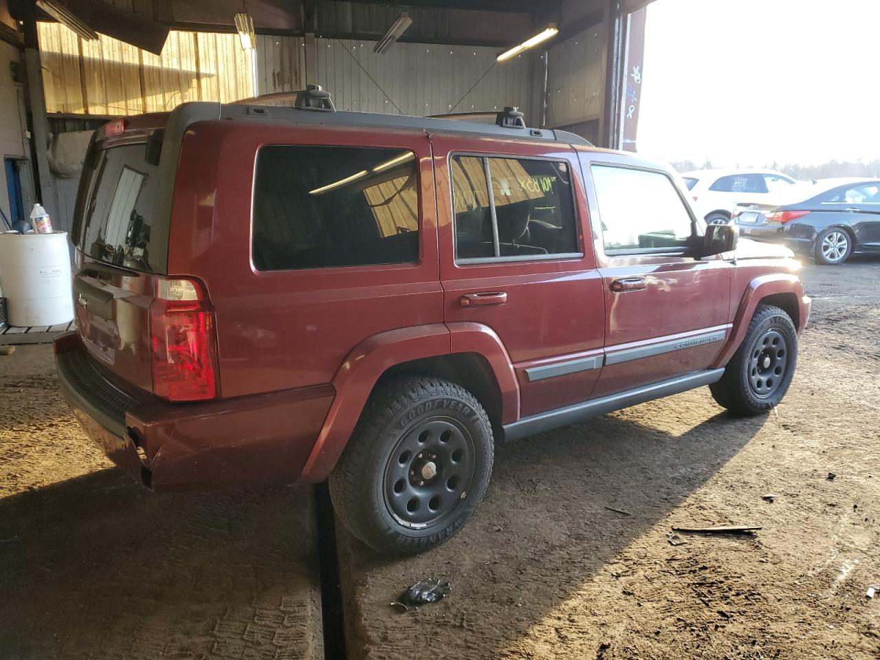 1j8hg48n98c154019 1J8HG48N98C154019 2008 Jeep Commander Sport