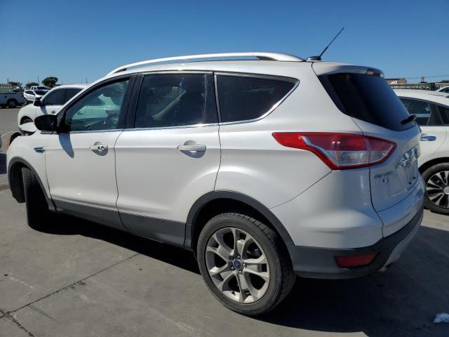 1FMCU0J94EUD57188 Ford Escape Titanium