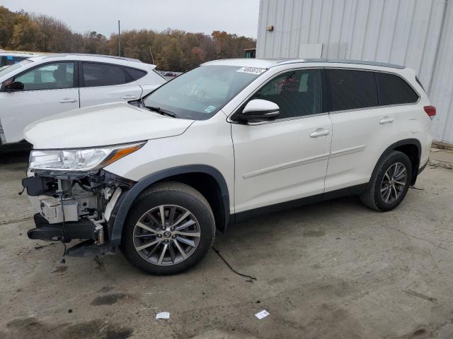 2019 Toyota Highlander SE