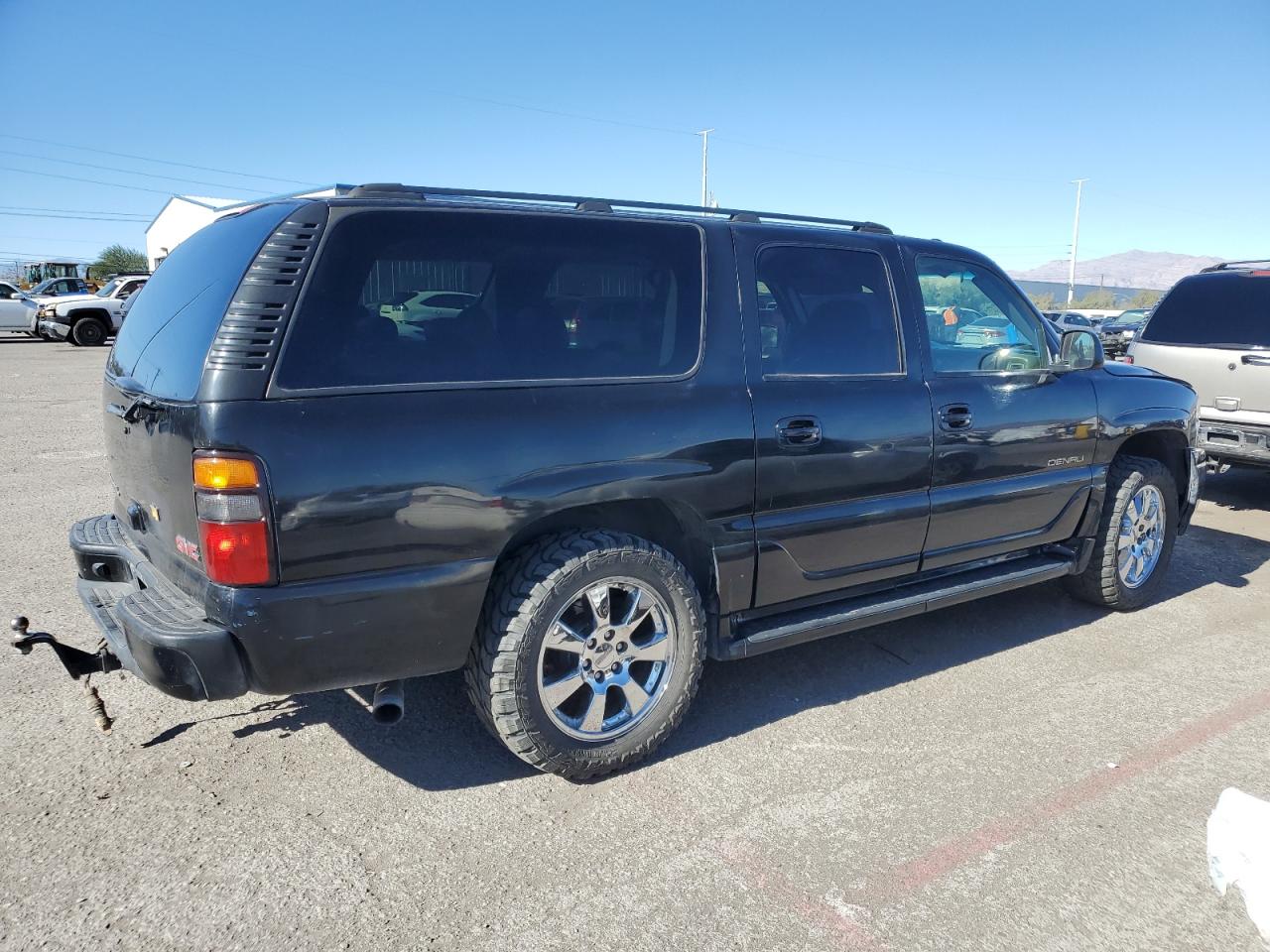 1GKFK66U65J212215 2005 GMC Yukon Xl Denali