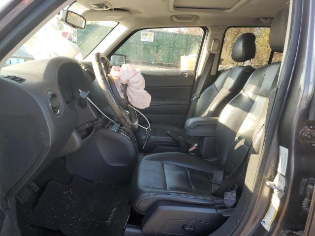1C4NJRFB7GD598719 Jeep Patriot Latitude