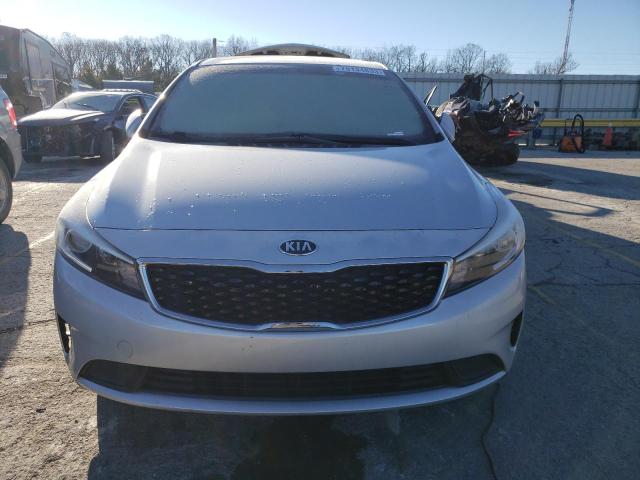 3KPFK4A76JE188524 | 2018 KIA forte lx