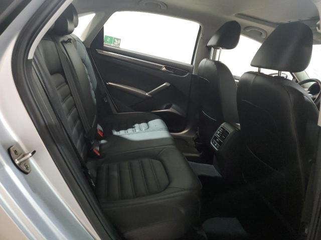 2018 VOLKSWAGEN PASSAT SEL - 1VWCA7A38JC038388