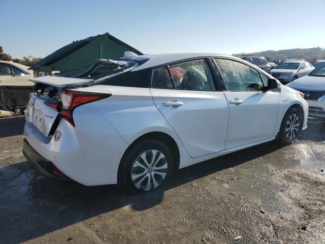 JTDL9MFU8M3023020 Toyota Prius LE 3