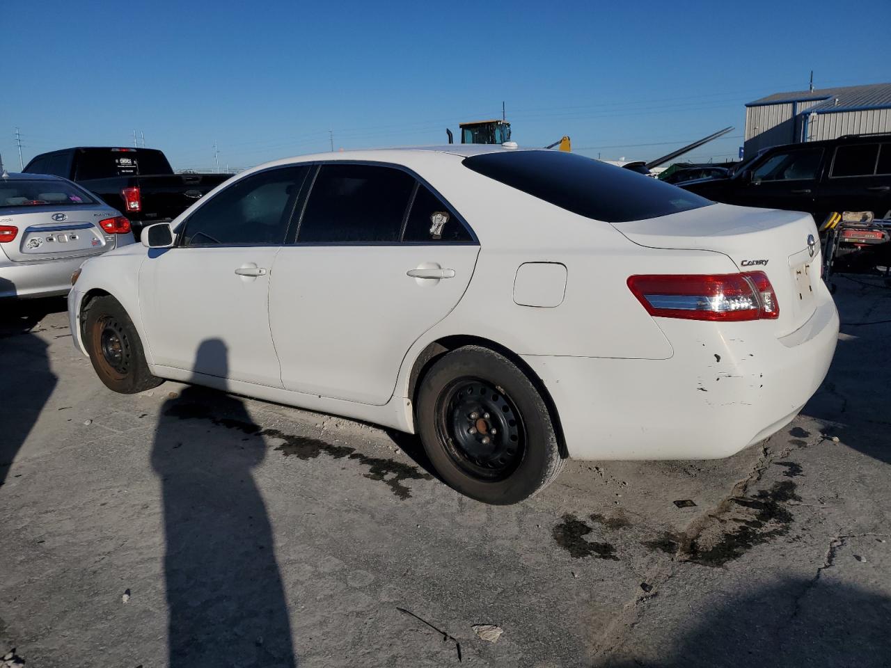 4T1BF3EK1AU557394 2010 Toyota Camry Base