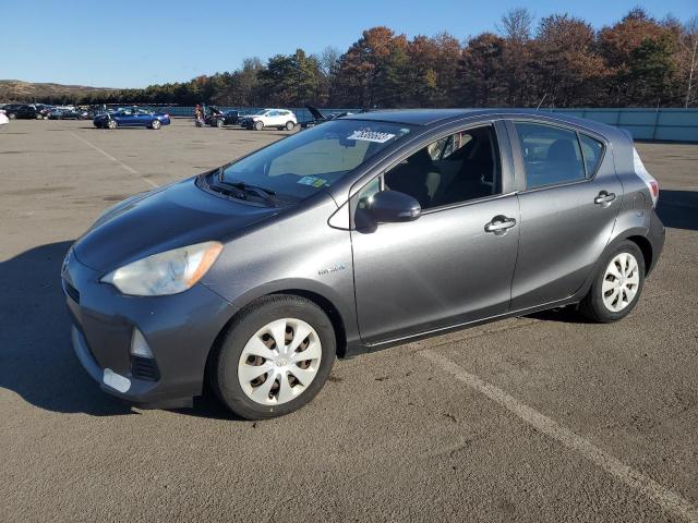 2012 Toyota Prius c 