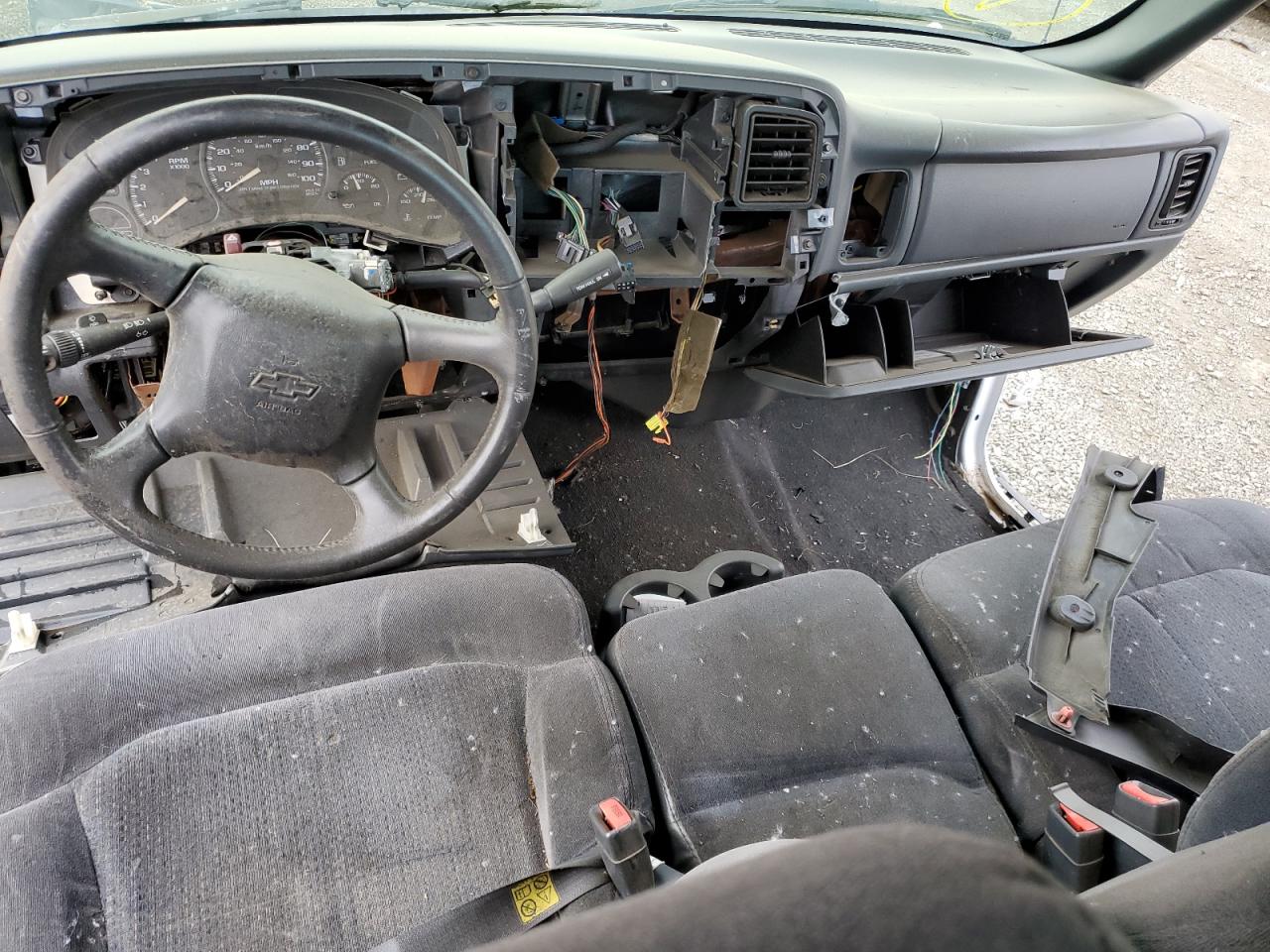 1GCEC19V62Z326837 2002 Chevrolet Silverado C1500