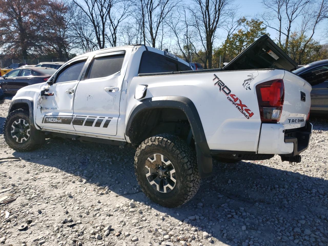 3TMCZ5AN6KM225890 2019 Toyota Tacoma Double Cab