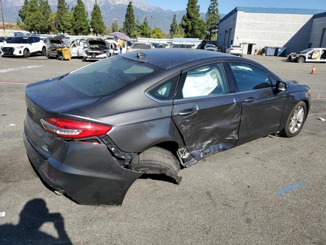 3FA6P0HD2KR277691 Ford Fusion SE 3