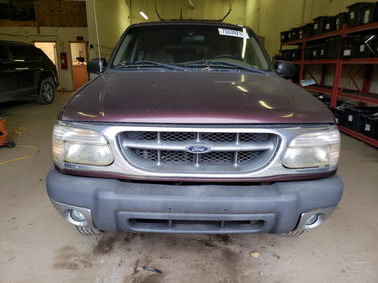 1FMZU34E2XUC26963 1999 Ford Explorer