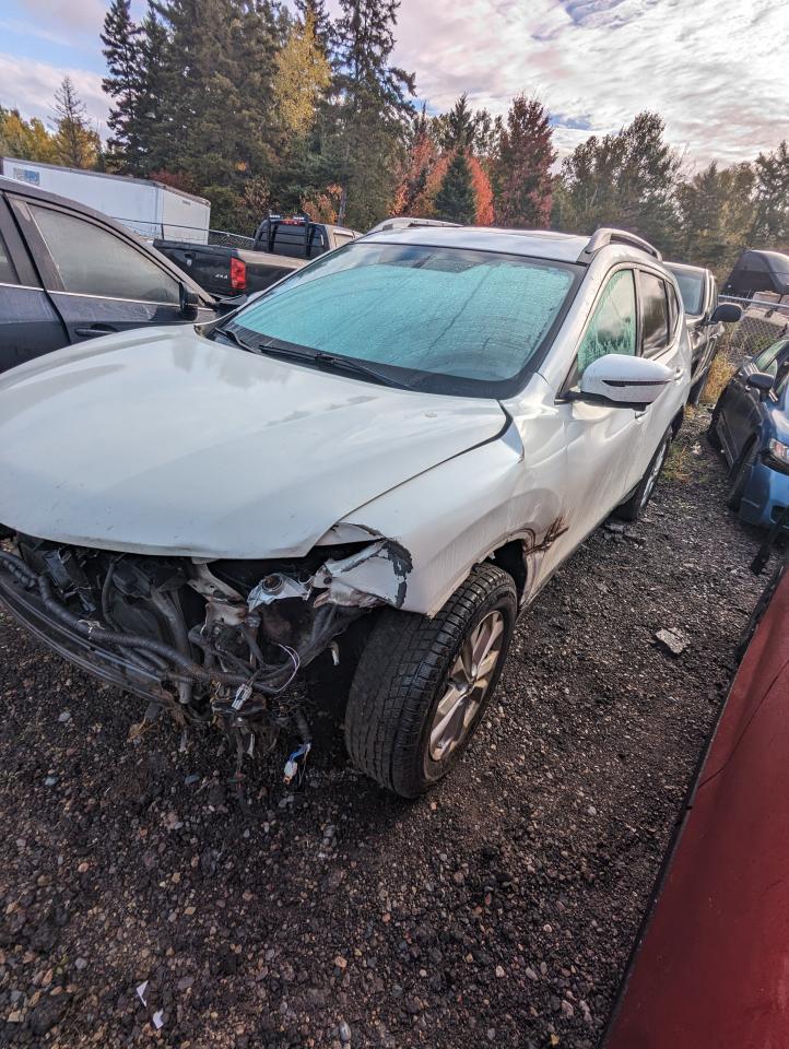 2016 Nissan Rogue S vin: 5N1AT2MV3GC731460