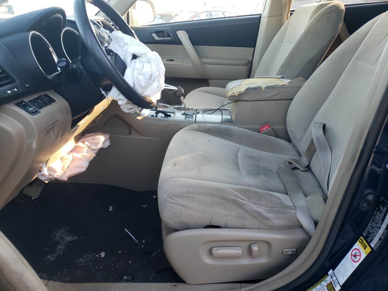 5TDBK3EHXBS046955 2011 Toyota Highlander Base