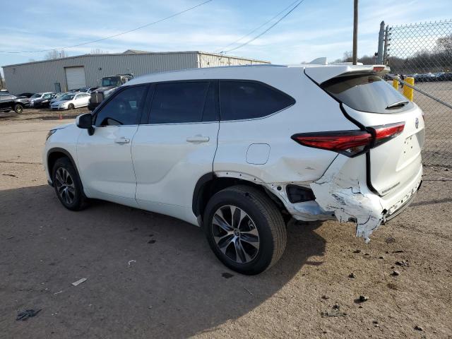 VIN 5TDGZRBH1MS132179 2021 Toyota Highlander, Xle no.2