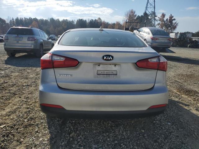 KNAFK4A69G5604378 | 2016 KIA FORTE LX