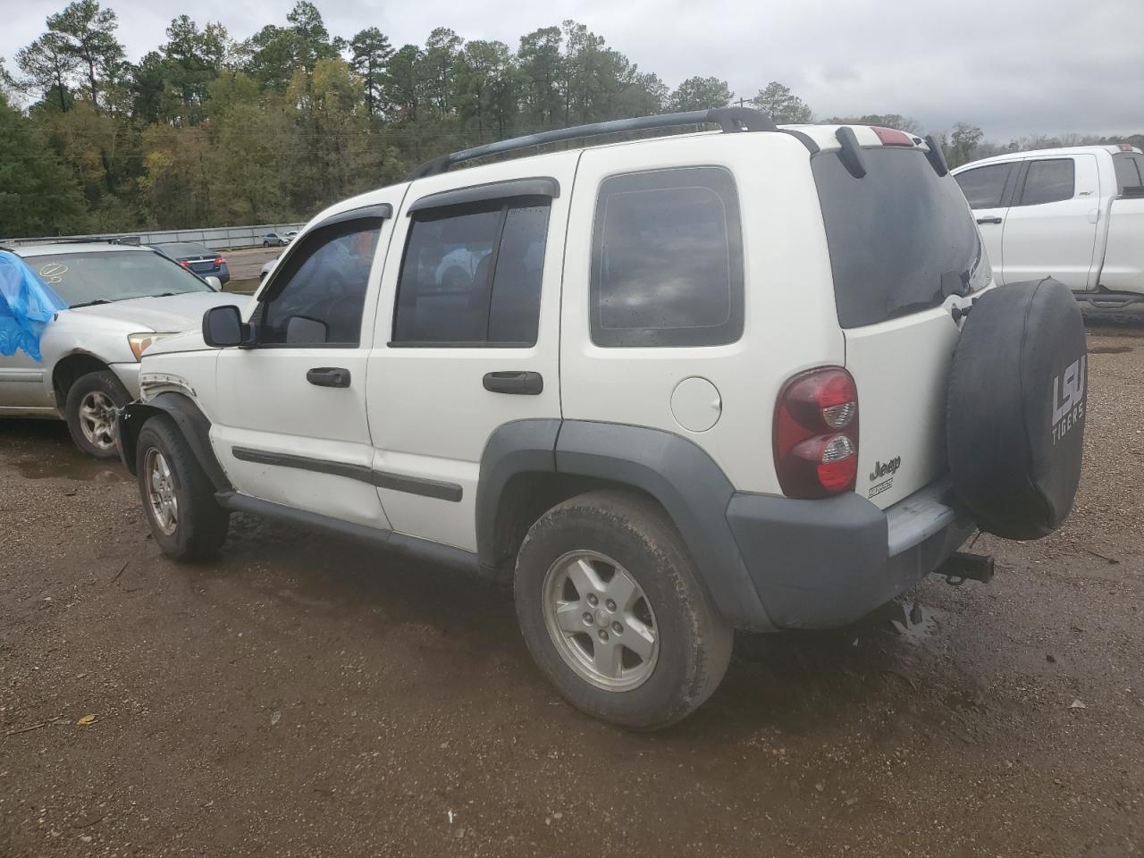 1J4GK48K56W137747 2006 Jeep Liberty Sport