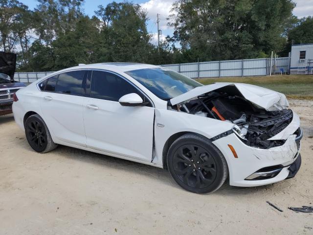 2018 BUICK REGAL ESSE W04GP6SX4J1148018