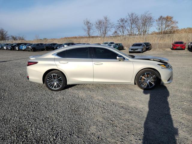 Lot #2214508016 2022 LEXUS ES 250 BAS salvage car