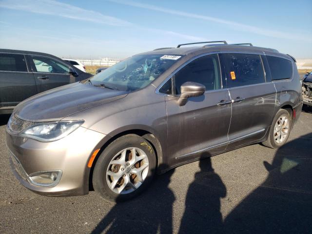 2017 Chrysler Pacifica Touring L Plus