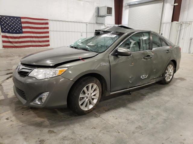 2014 Toyota Camry Hybrid 