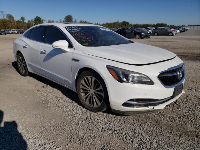  BUICK LACROSSE 2018 Білий
